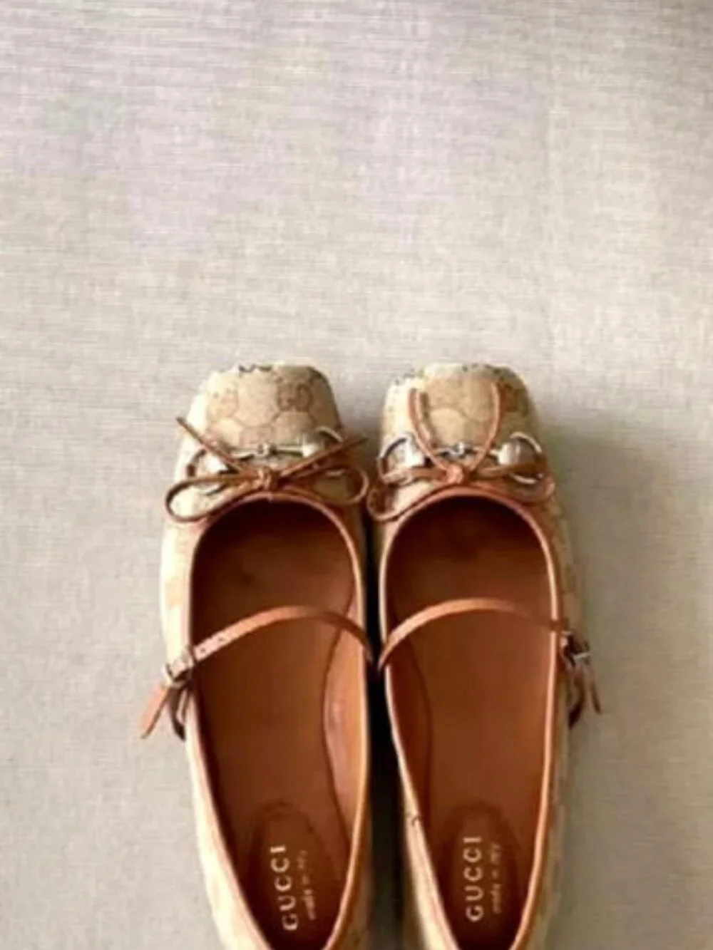 Gucci. authentic gucci